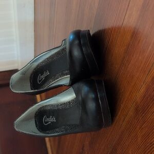 Woman's high heel shoe